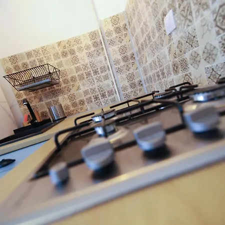 June * ブラショフ